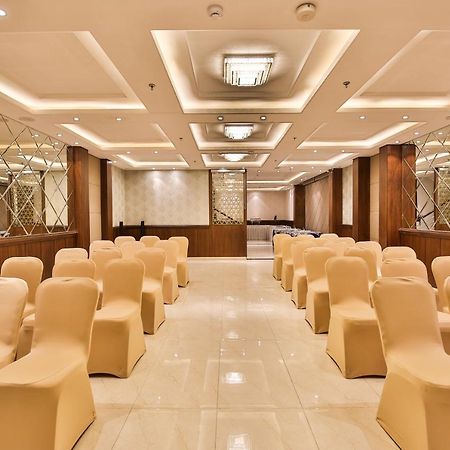 Hotel Sumaditya Dźajpur Zewnętrze zdjęcie