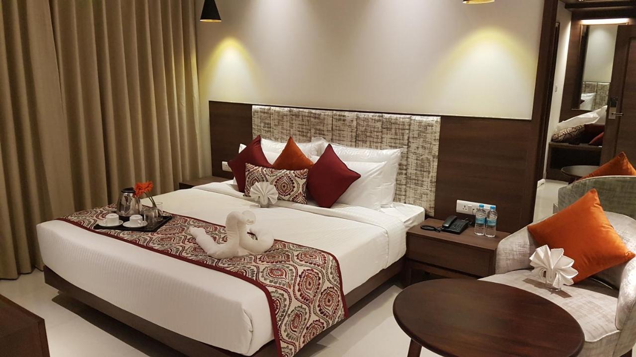 Hotel Sumaditya Dźajpur Zewnętrze zdjęcie