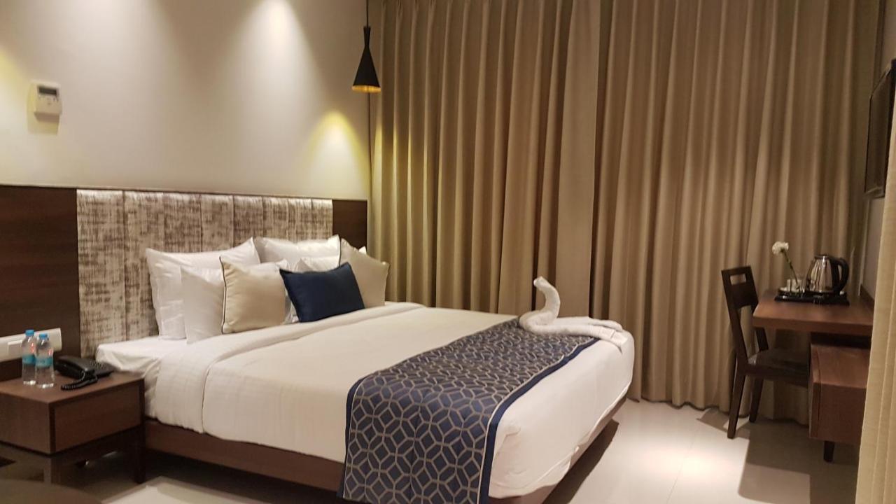 Hotel Sumaditya Dźajpur Zewnętrze zdjęcie